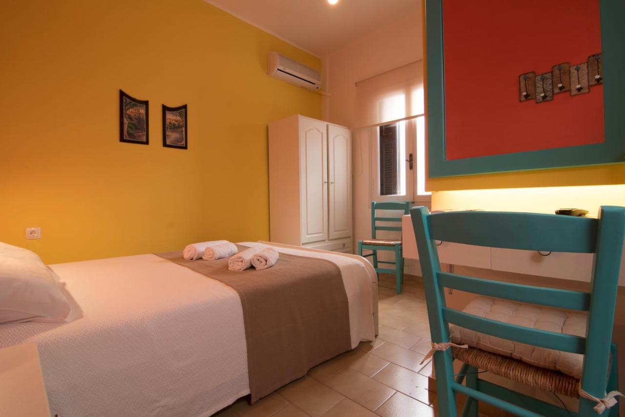 Niki Rooms Palaiochora Exterior photo